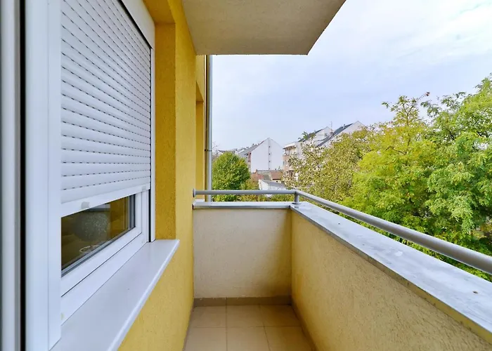 아파트 Sunny Side Of 노비사드